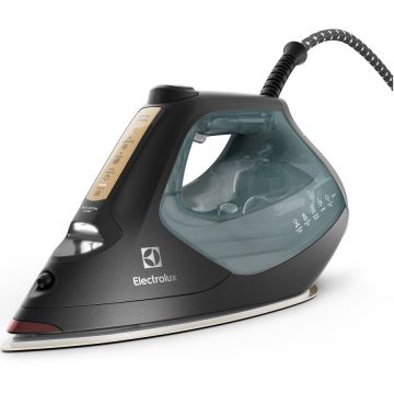 Electrolux Fier de calcat Electrolux Renew 800 E8SI2-8OG cu generator abur cu presiune, 2800 W, panou de control digital, iluminare LED, jet de abur 250 gr, abur variabil 0-55 g/min, rervor apa 370ml, oprire automata, talpa Resilium Ski 500, Verde oceani
